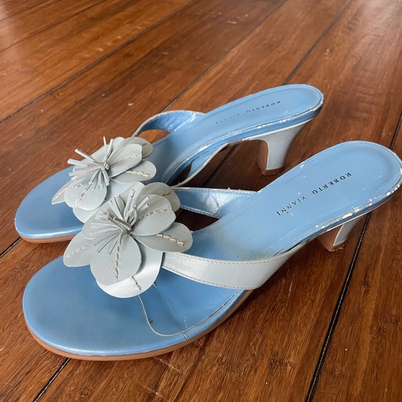 Roberto Vianni light blue vintage kitten heels - Picture 2 of 4
